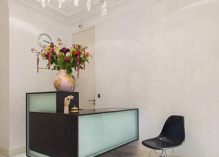 Canal Hotel Amsterdam